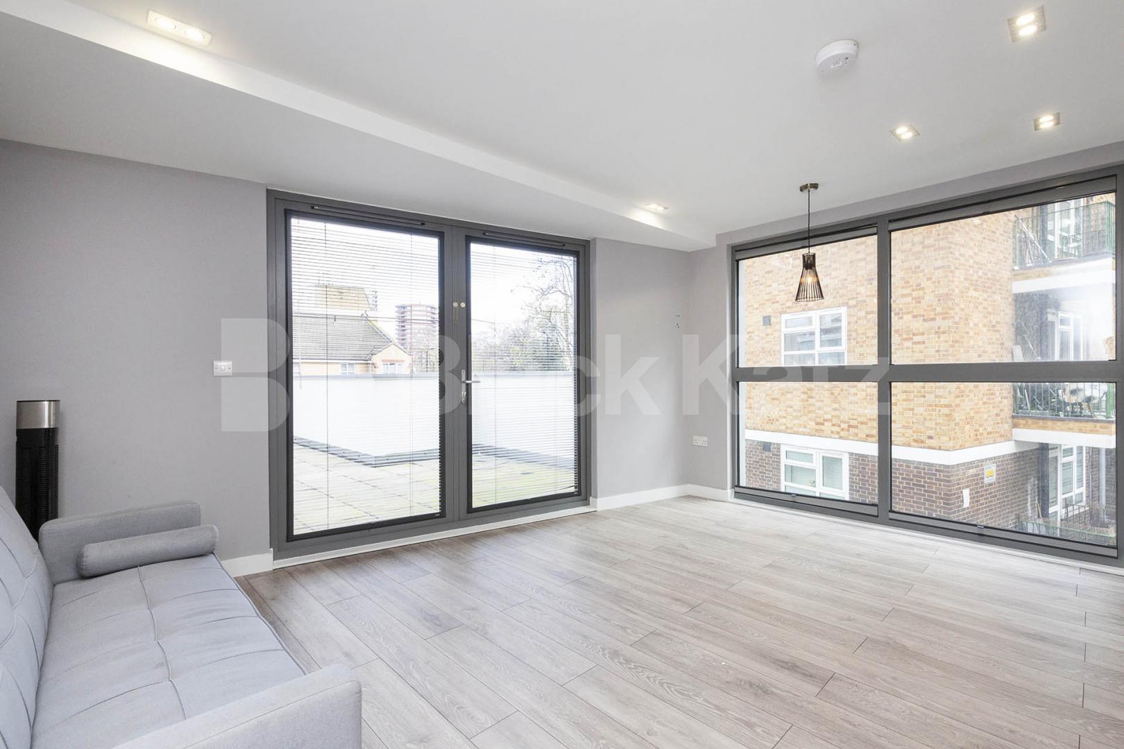 			1 Bedroom, 1 bath, 1 reception Apartment			 Mintern Street, Old Street / Shoreditch Park